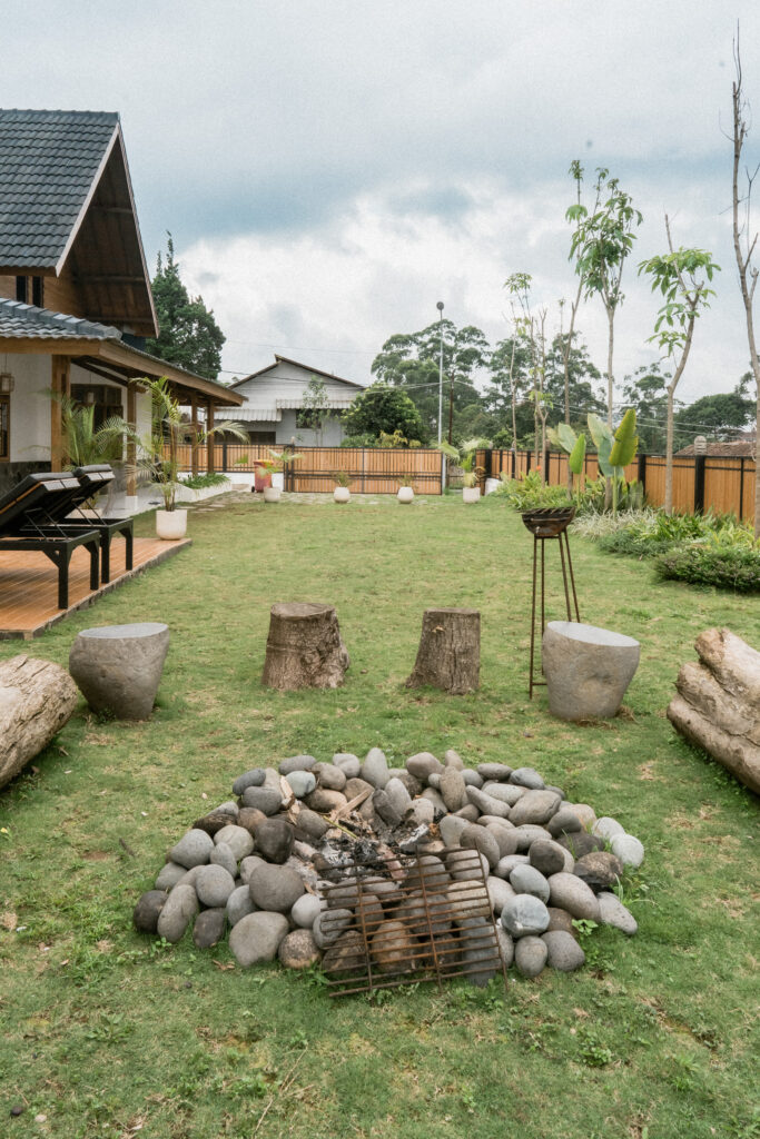 halaman villa estetik pangalengan